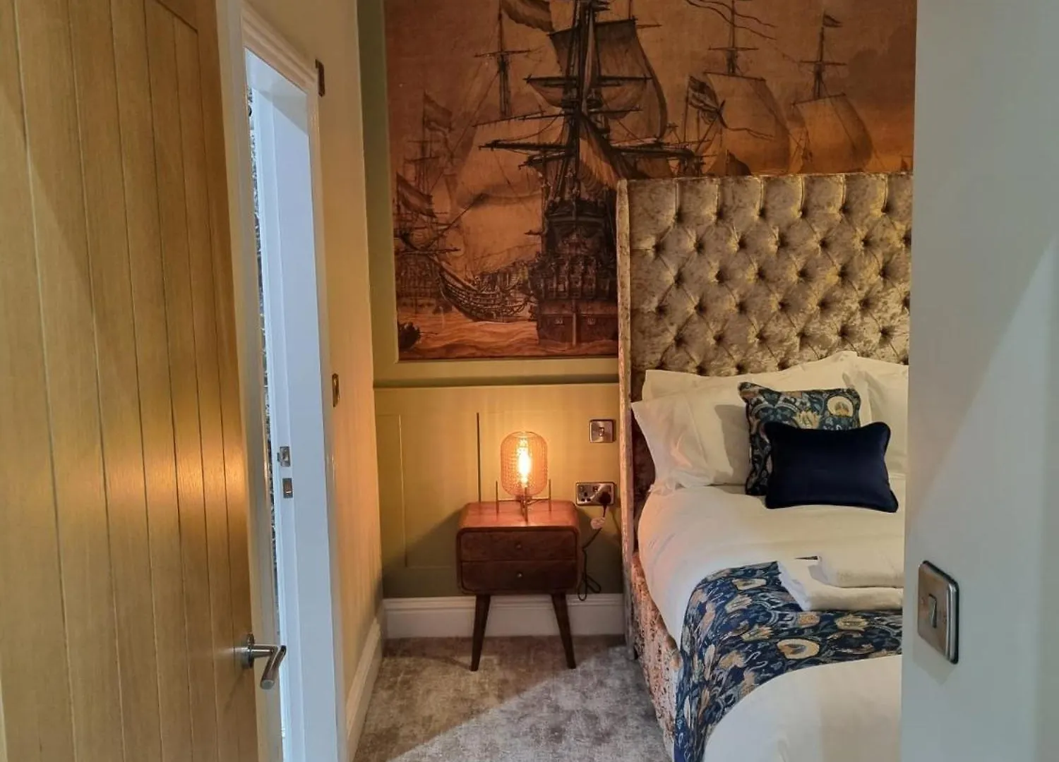 The Resolution Hotel Whitby