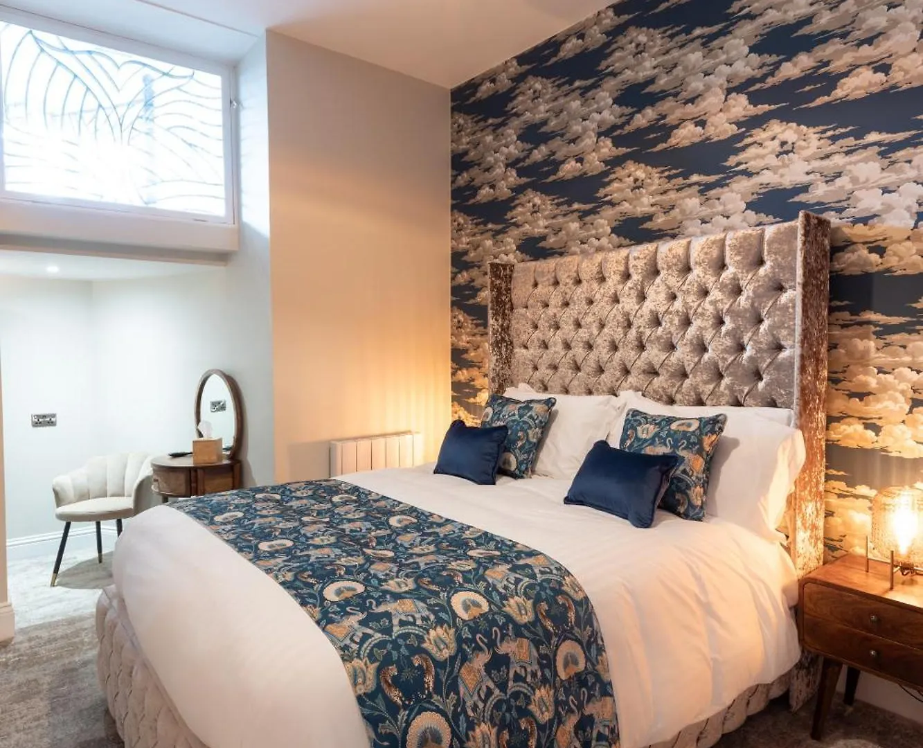 The Resolution Hotel 3*