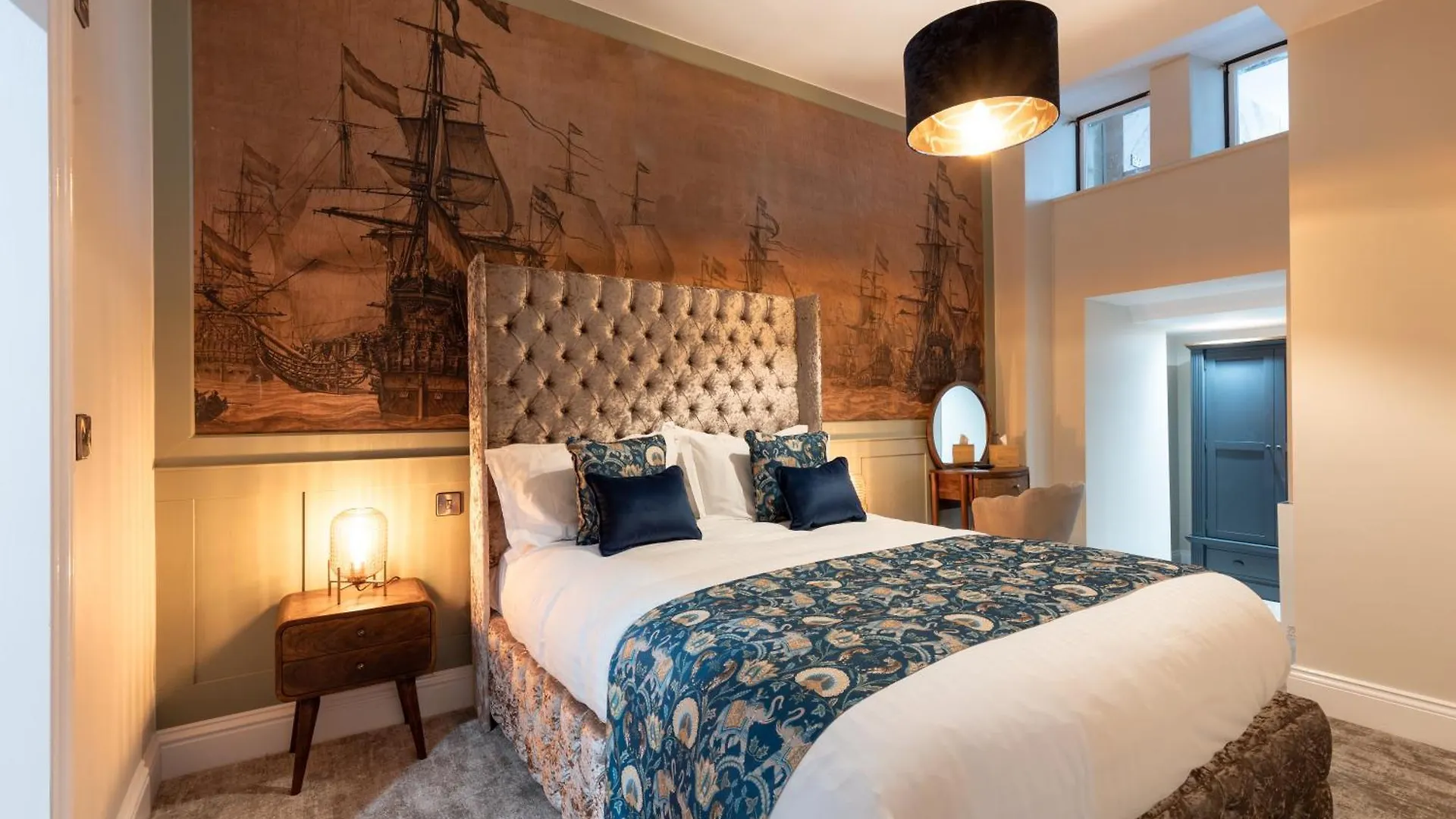 The Resolution 3* Whitby