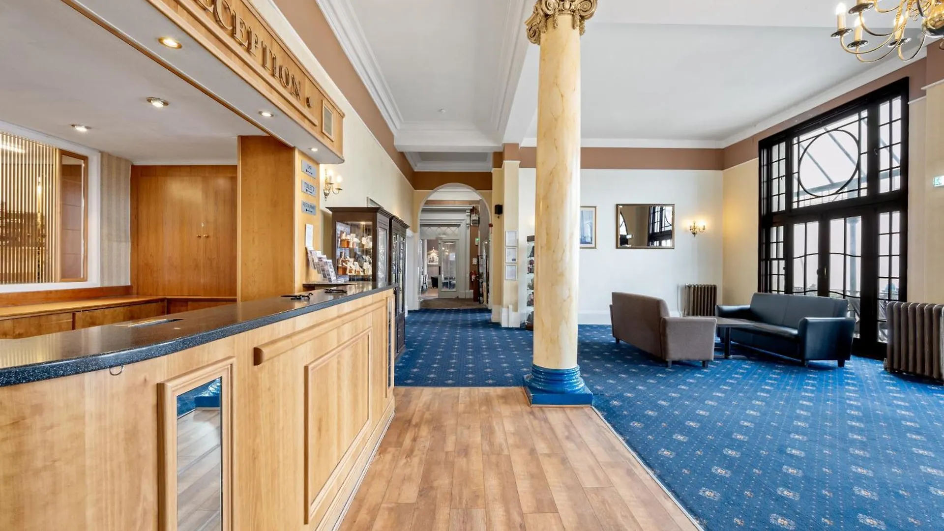 Royal Hotel 3*