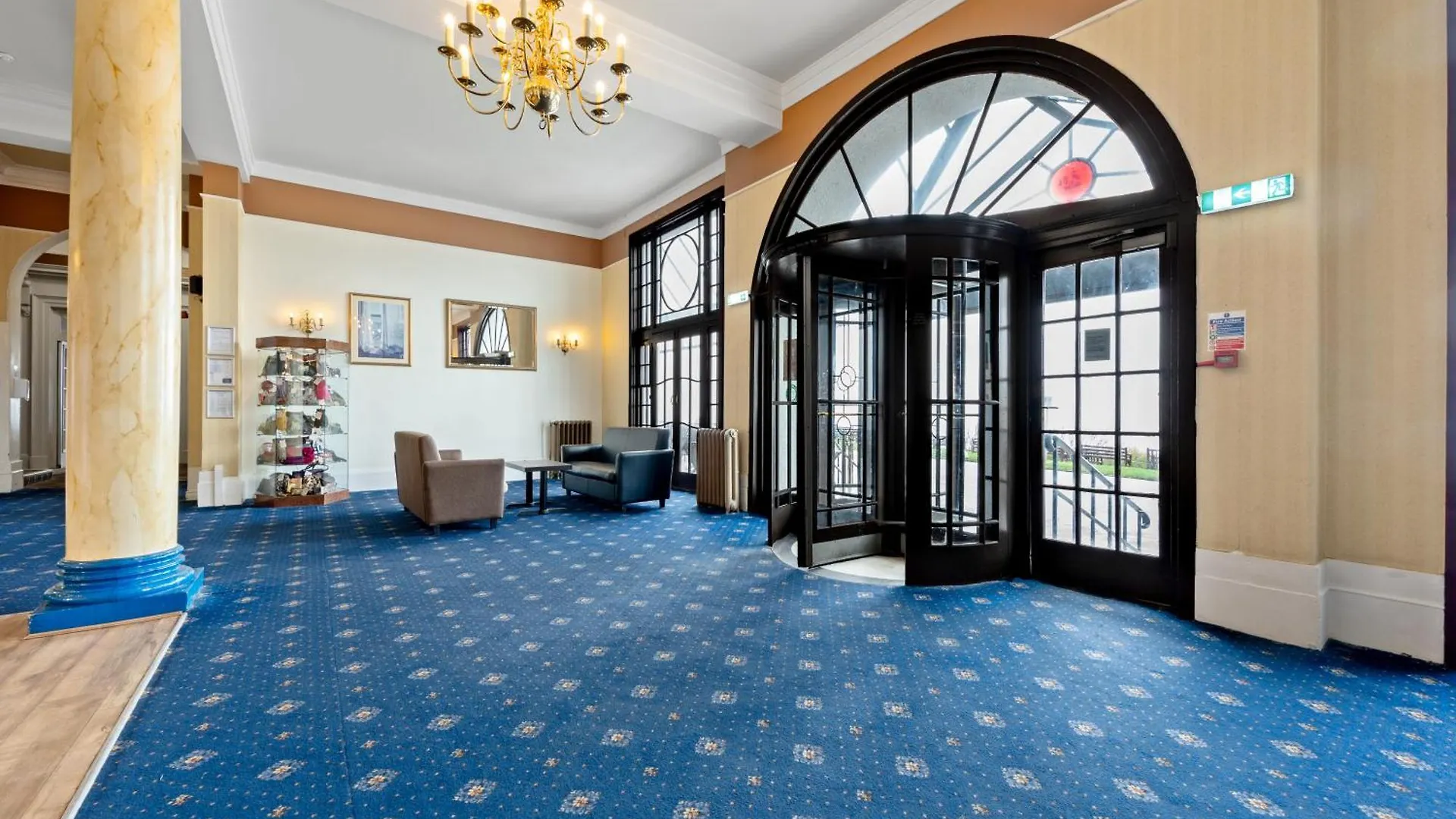 Hotel Royal
