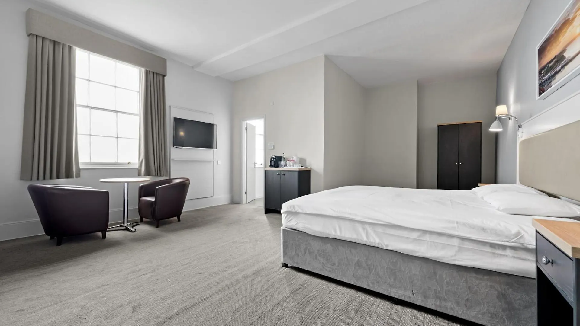 Royal Hotel 3*
