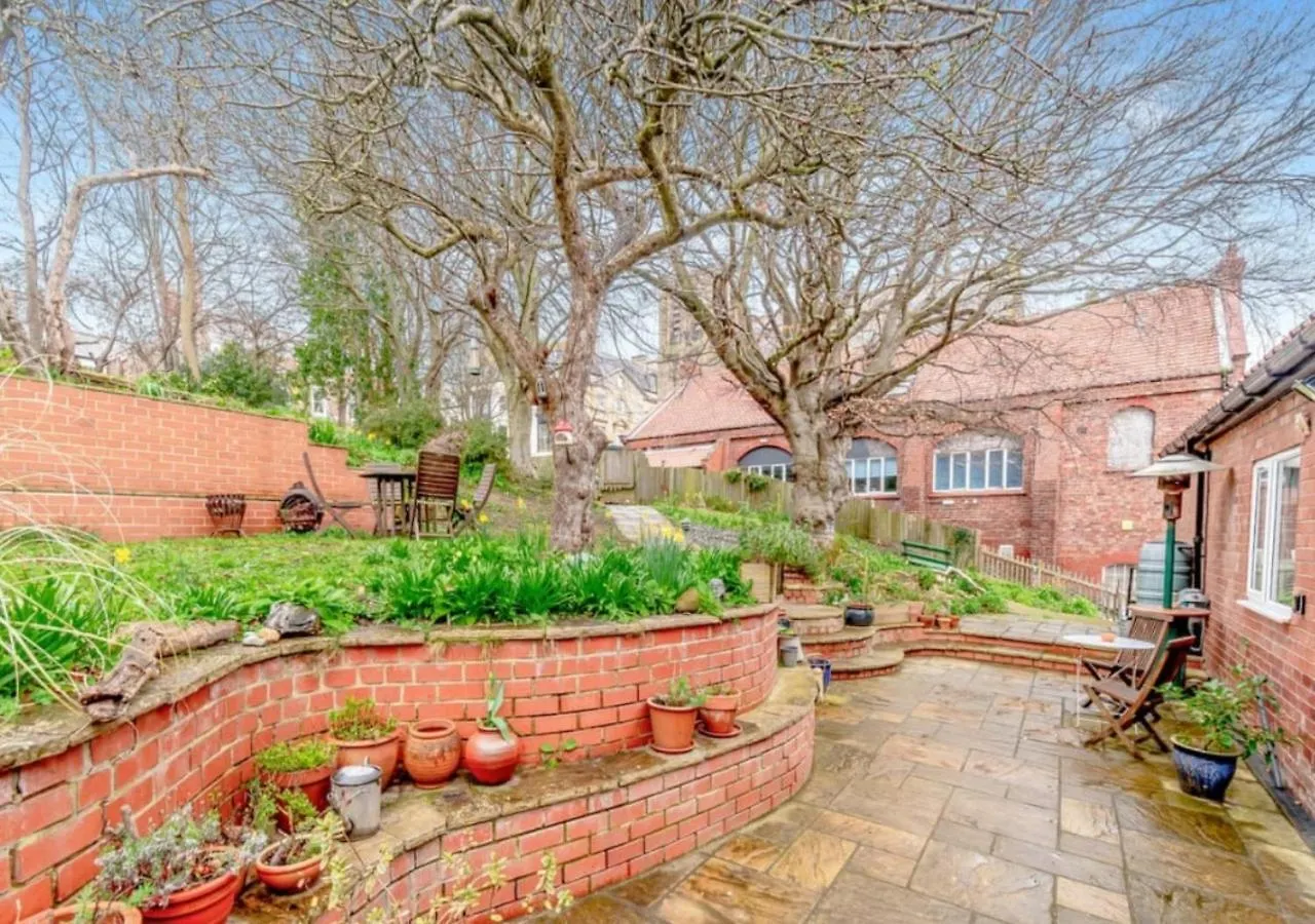 Secret Garden Hideaway Holiday home Whitby