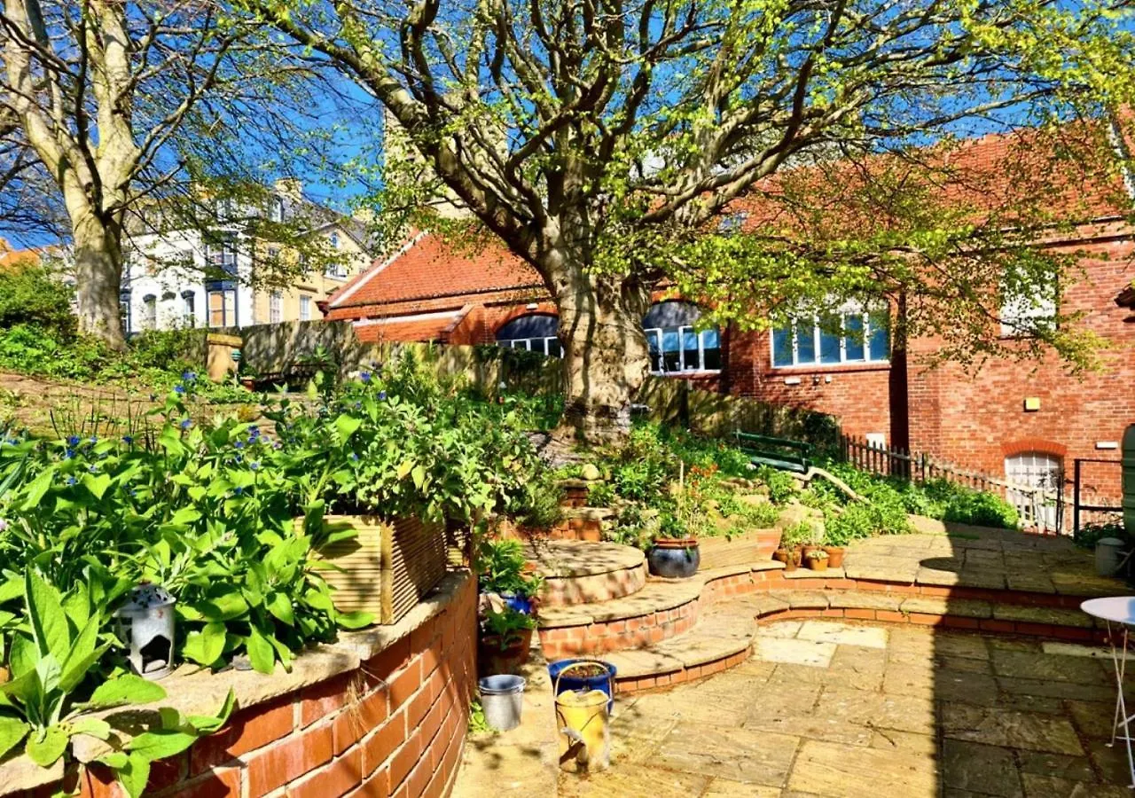 Secret Garden Hideaway Holiday home