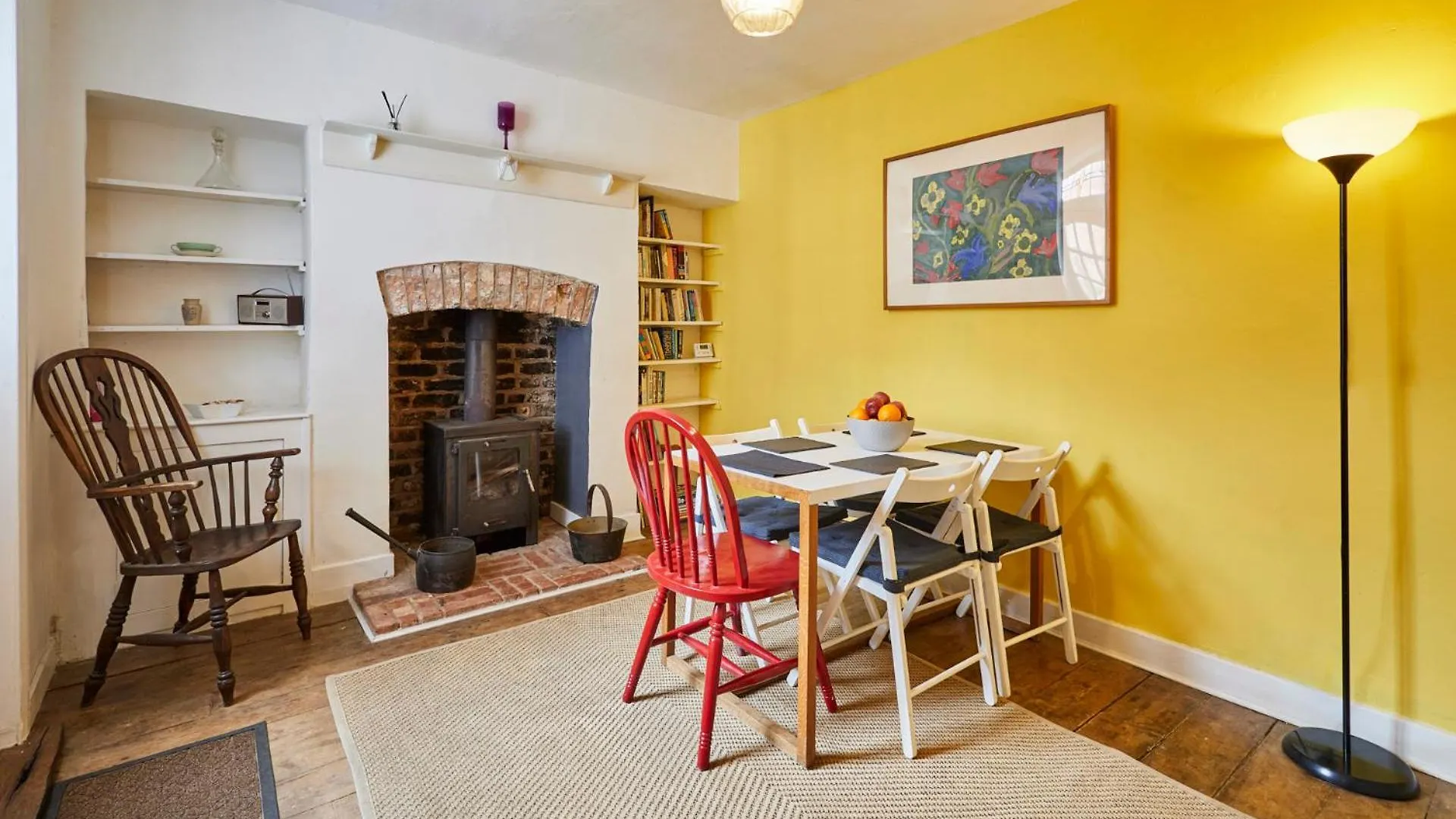 Host & - Clarence Place Whitby