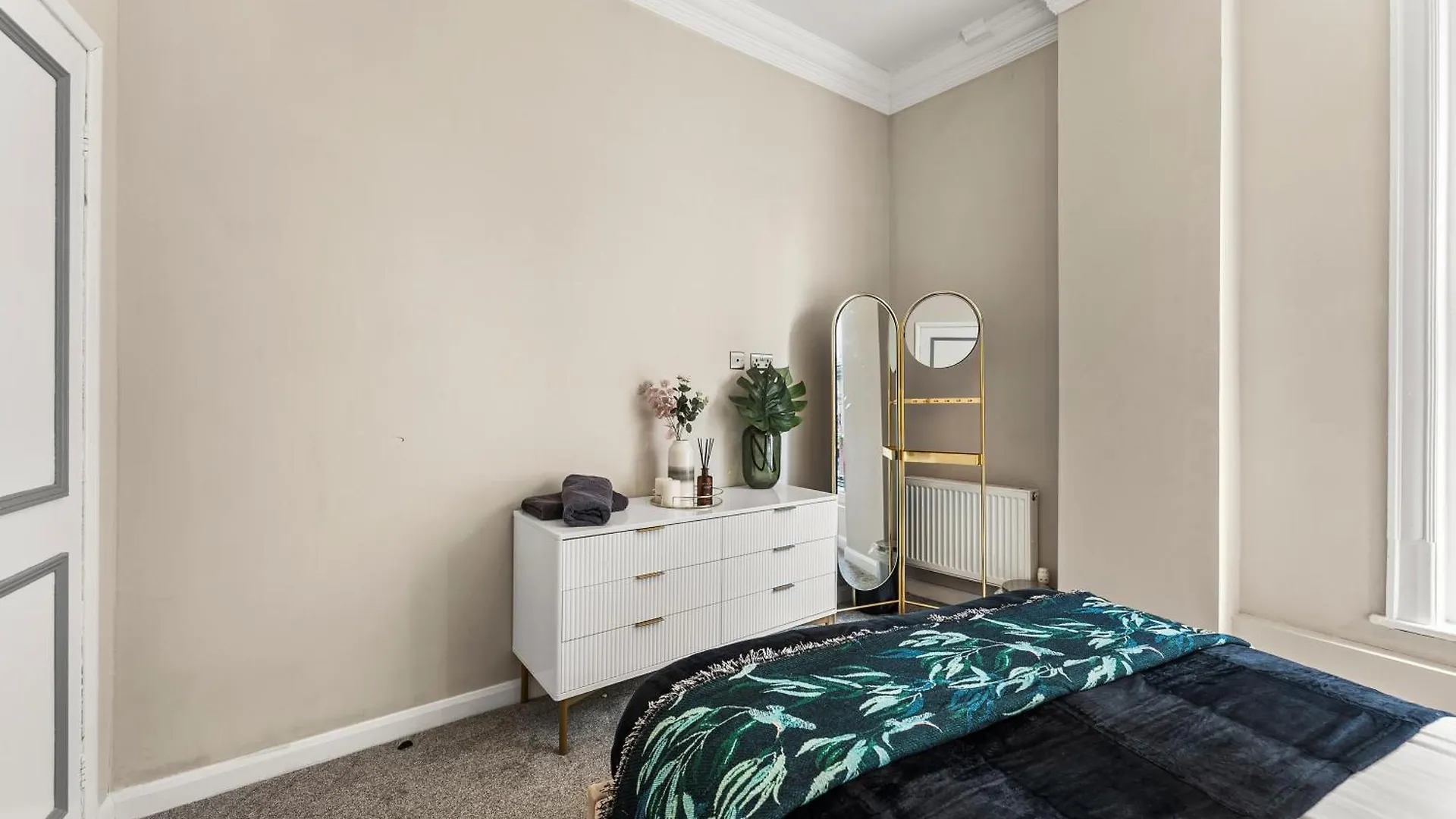 Apartment 30 Percent Off! The Exquisite Gems Of - Garden Terrace Whitby