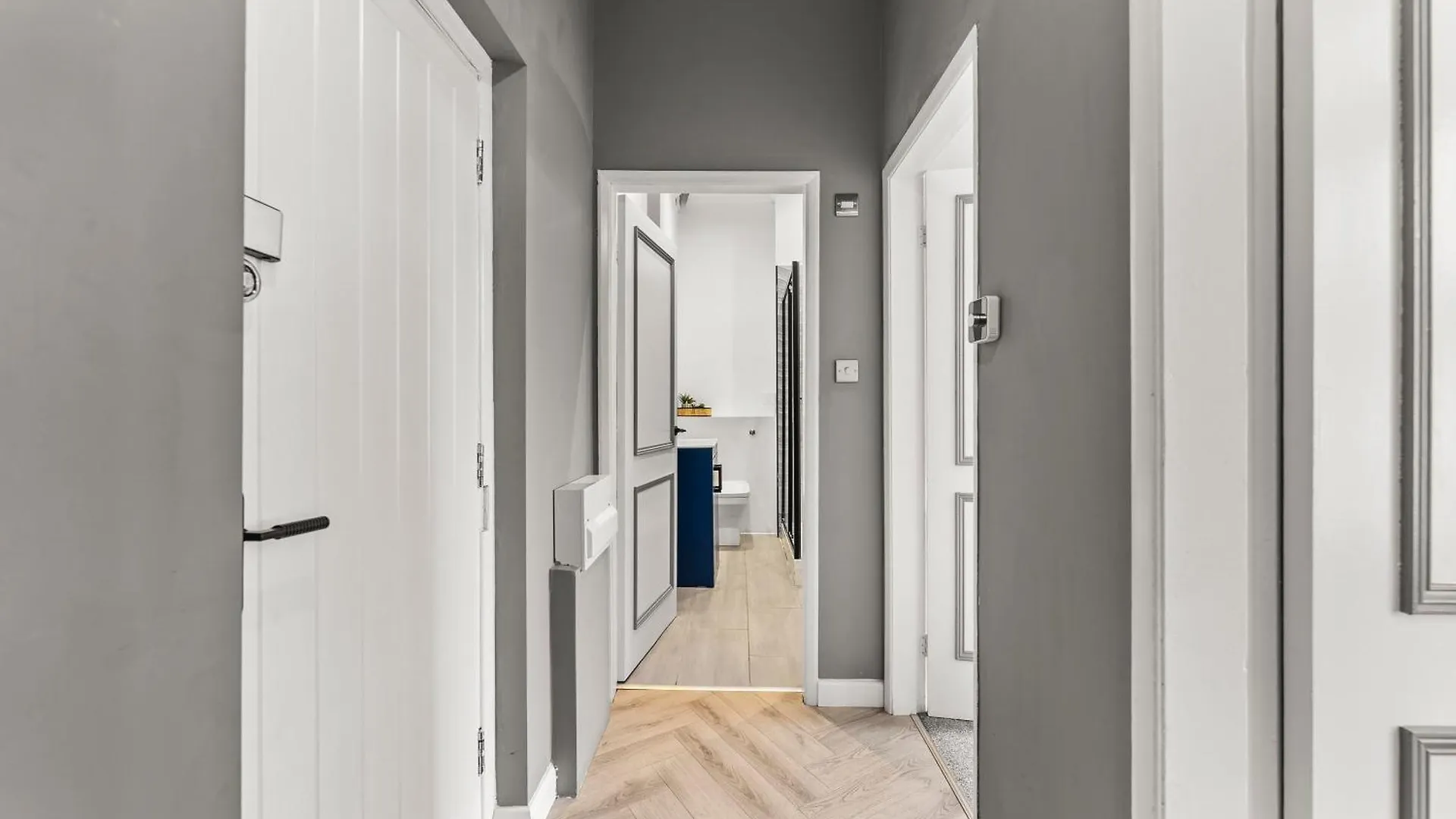 30 Percent Off! The Exquisite Gems Of - Garden Terrace Apartment