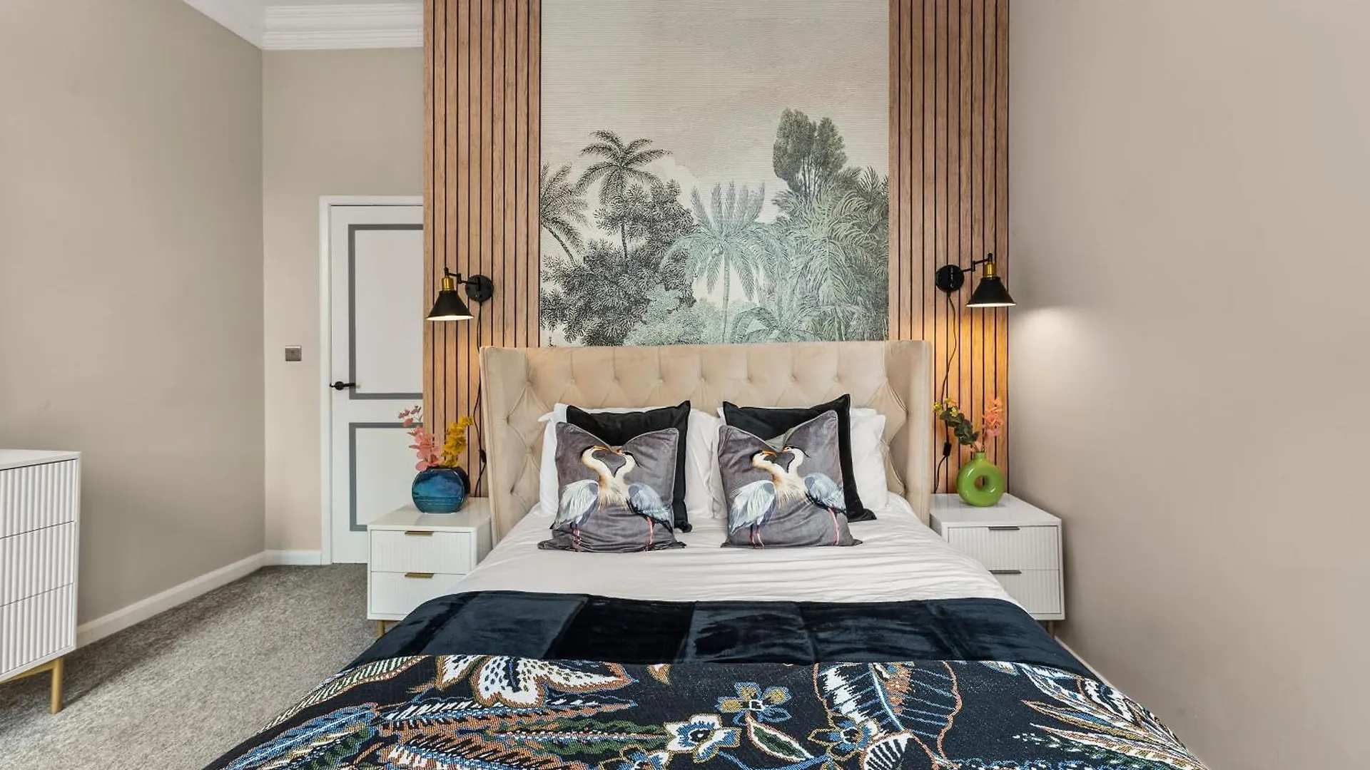 30 Percent Off! The Exquisite Gems Of - Garden Terrace Whitby