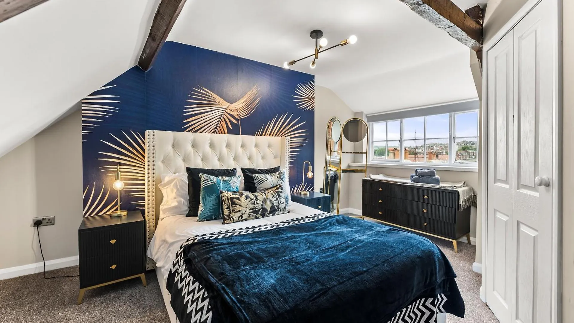 Apartment 30 Percent Off! The Exquisite Gems Of - Garden Terrace *