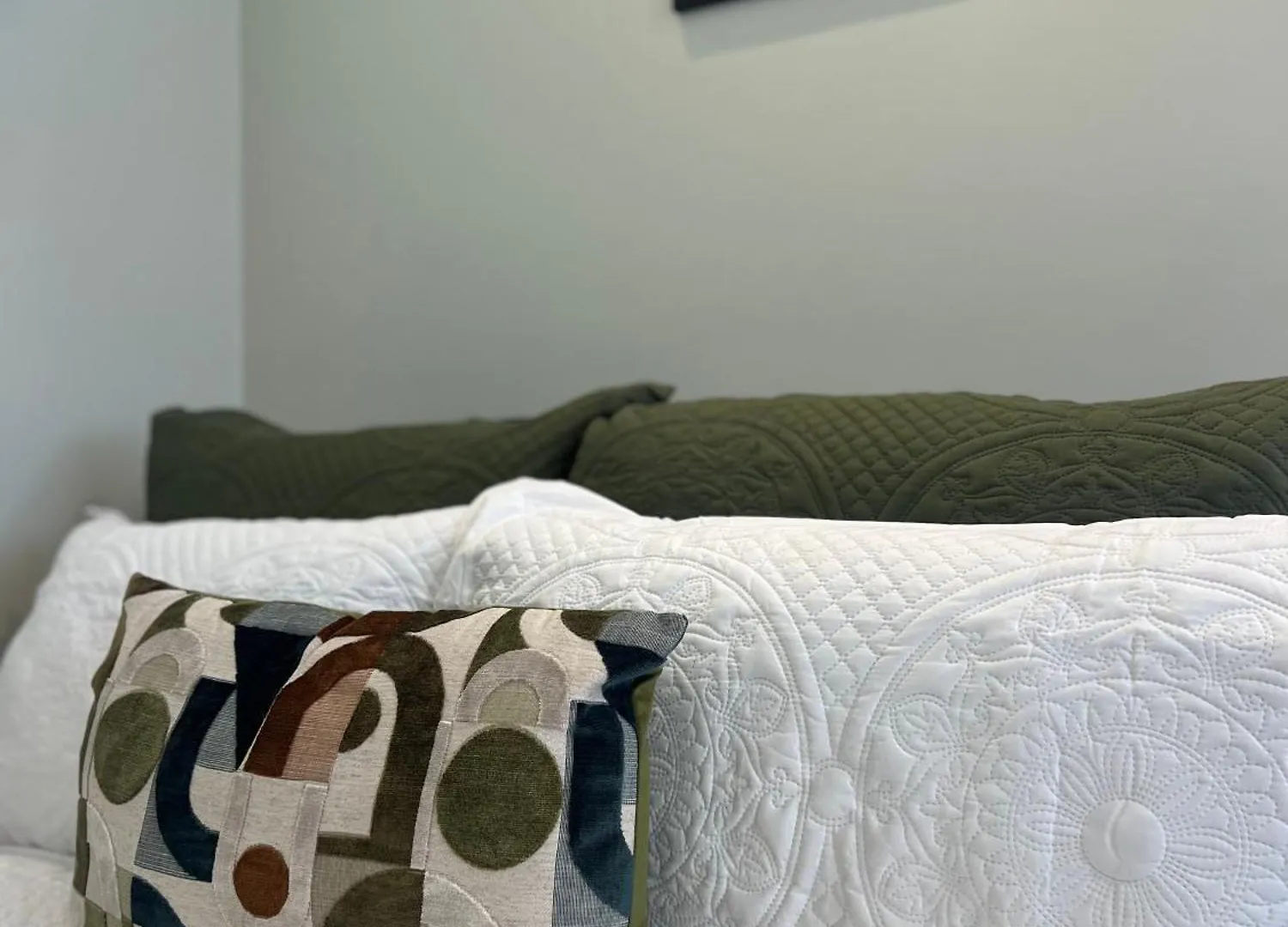 Cedar Retreat Apartment Whitby