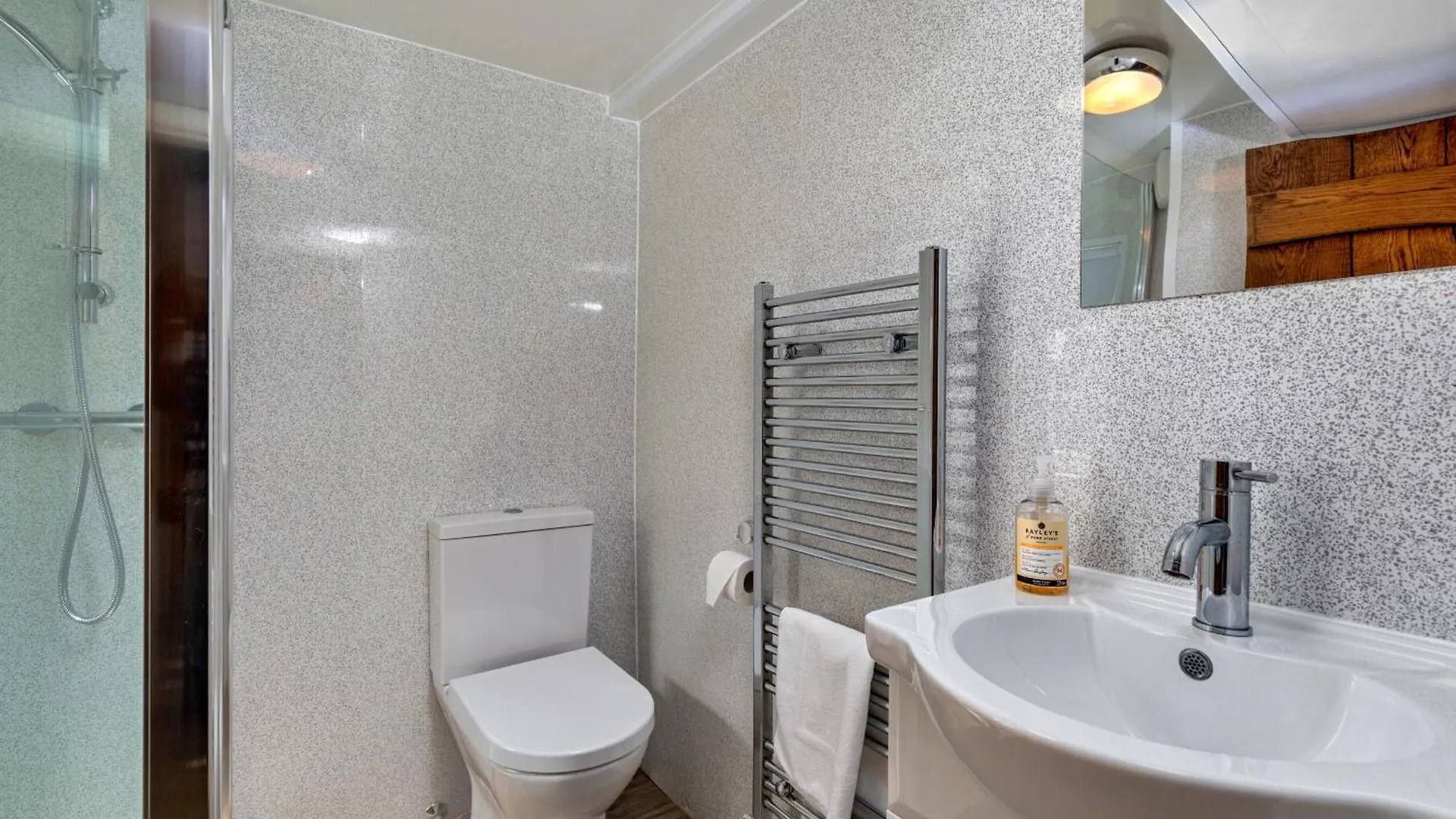 Finest Retreats - Duck Down Holiday home Whitby