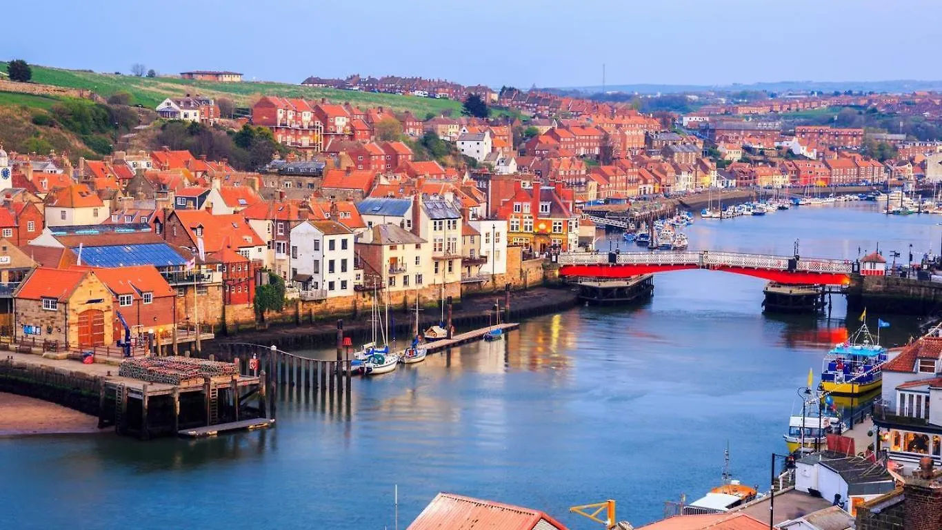 Old Town View Apartment Whitby