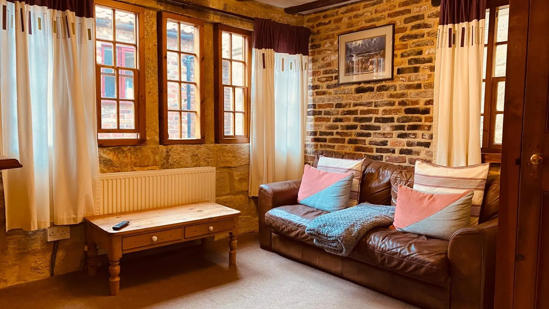 Sanders Yard 3* Whitby