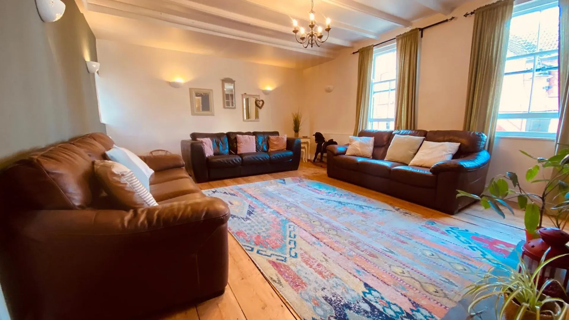 Sanders Yard 3* Whitby