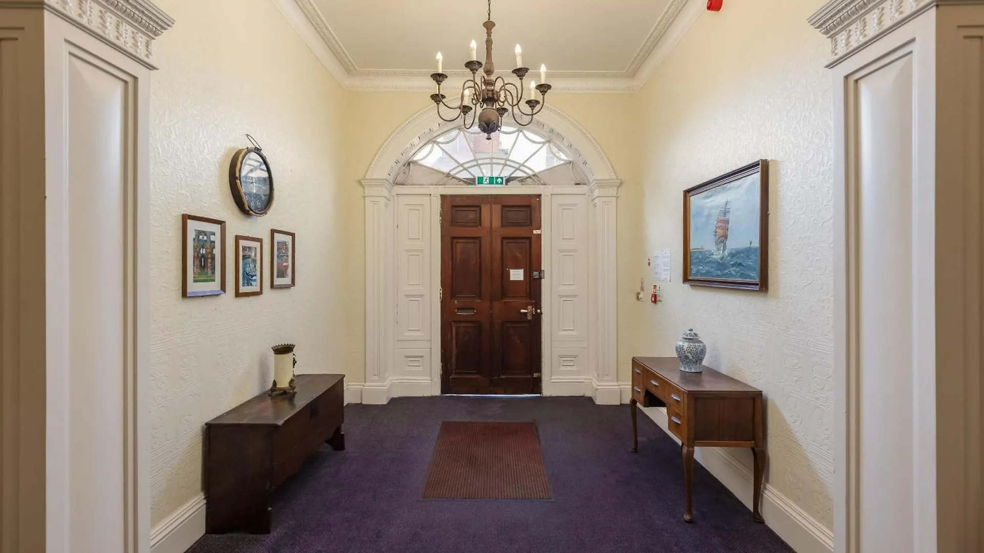 Mariners Hall - Elegant Close To Town Centre * Whitby