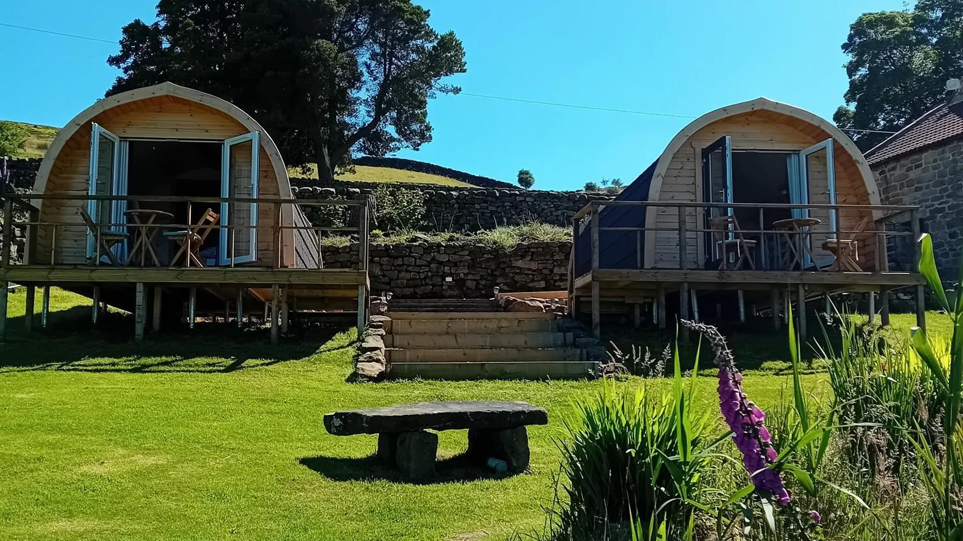 Coombs Glamping Pods Campsite *