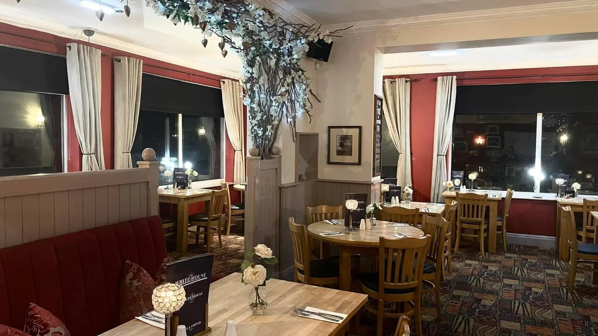 The White House - Locanda Whitby