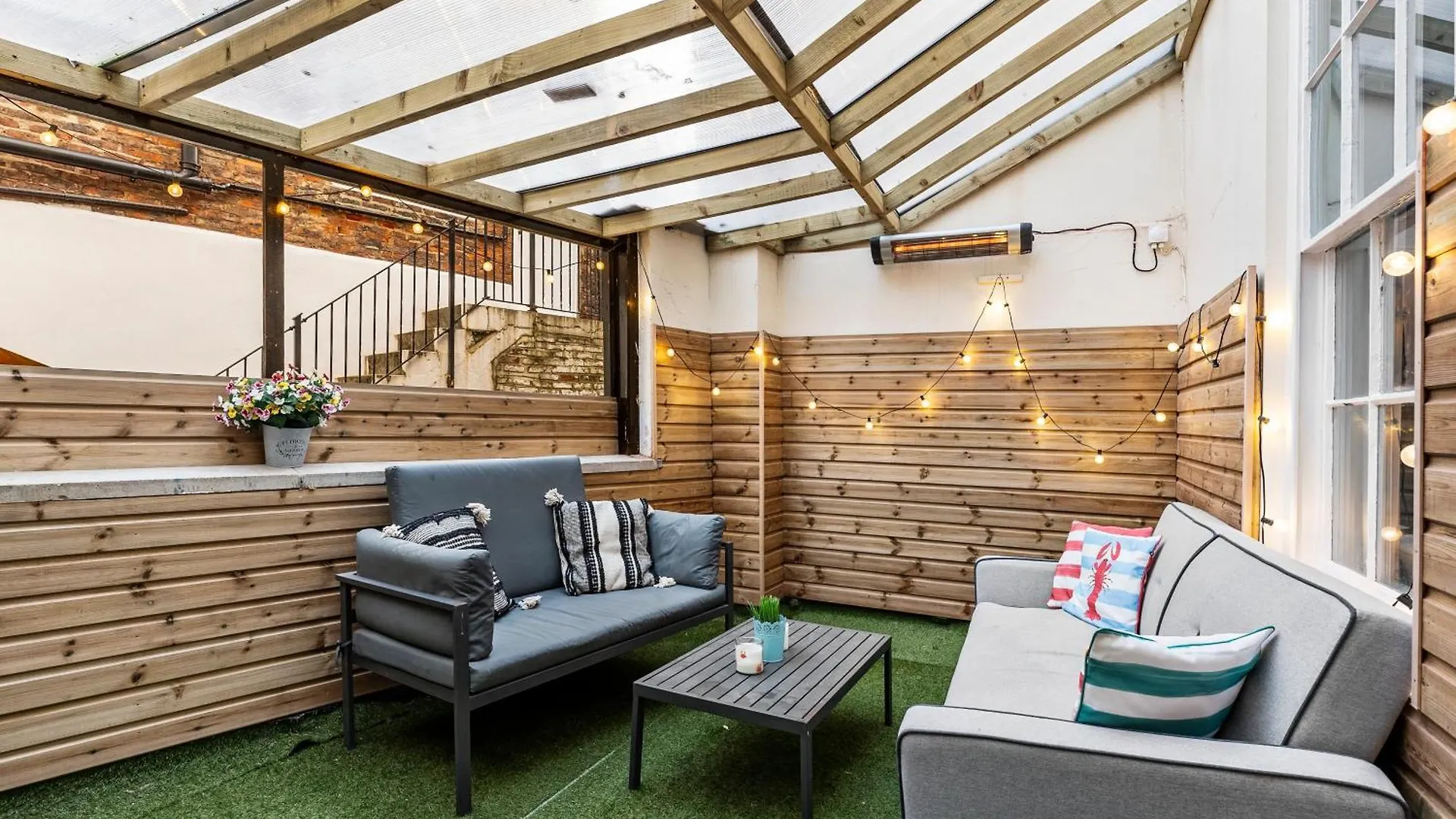 30 Percent Off! The Exquisite Gems Of - Garden Terrace Whitby