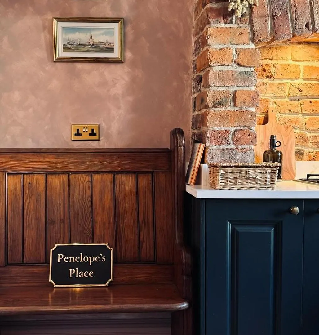 Penelopes Place Holiday home *