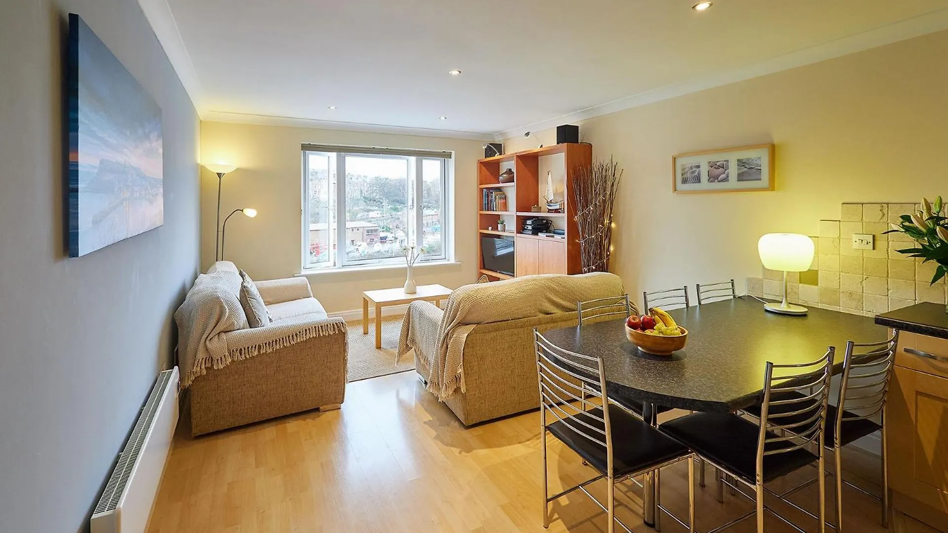 Apartment Host & - Seal View
