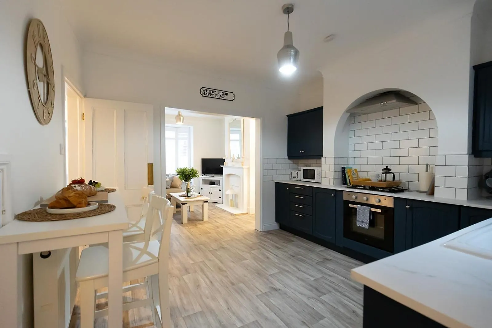 Sea Star - Coastal 3-bed Retreat In The Heart Of Holiday home