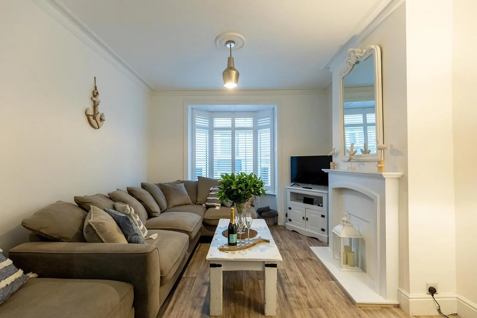 Sea Star - Coastal 3-bed Retreat In The Heart Of Whitby