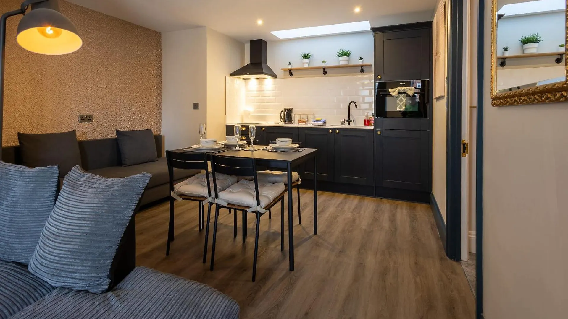 Apartment Le Mini Metro - Ground Floor Whitby