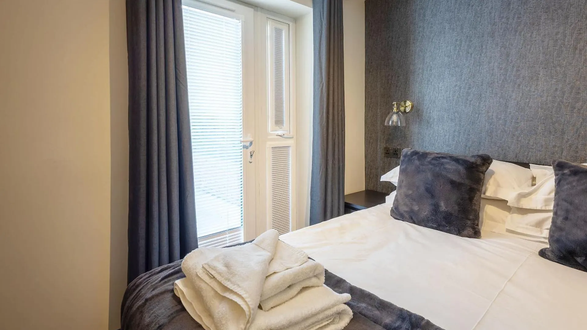 Apartment Le Mini Metro - Ground Floor Whitby