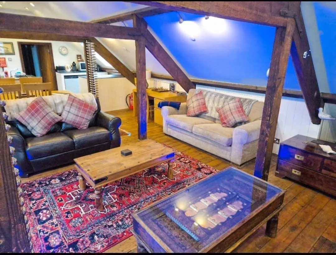 Apartment Seaside Loft Abbey Views With Parking Whitby