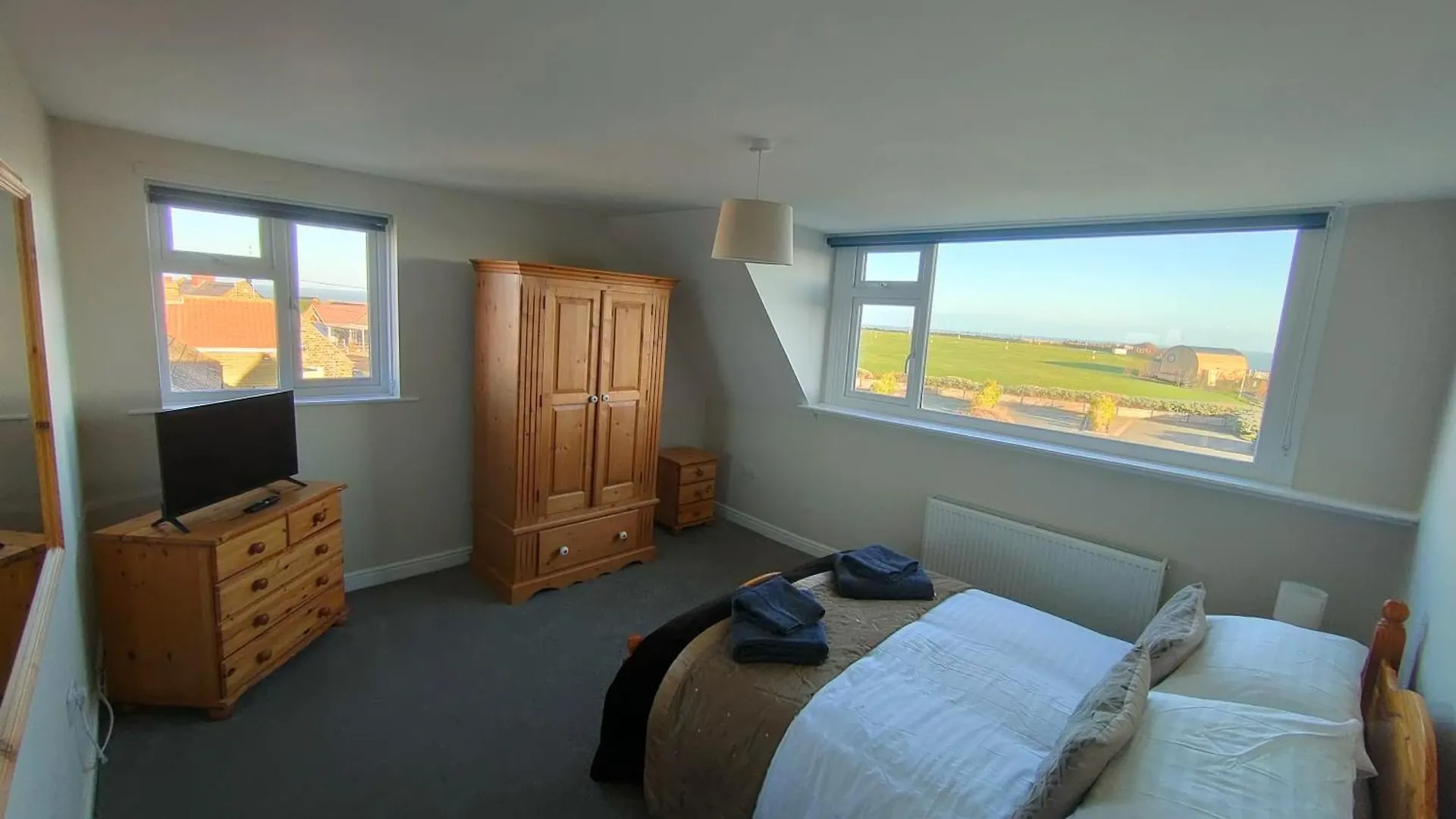 Hyecliffe House Holiday home