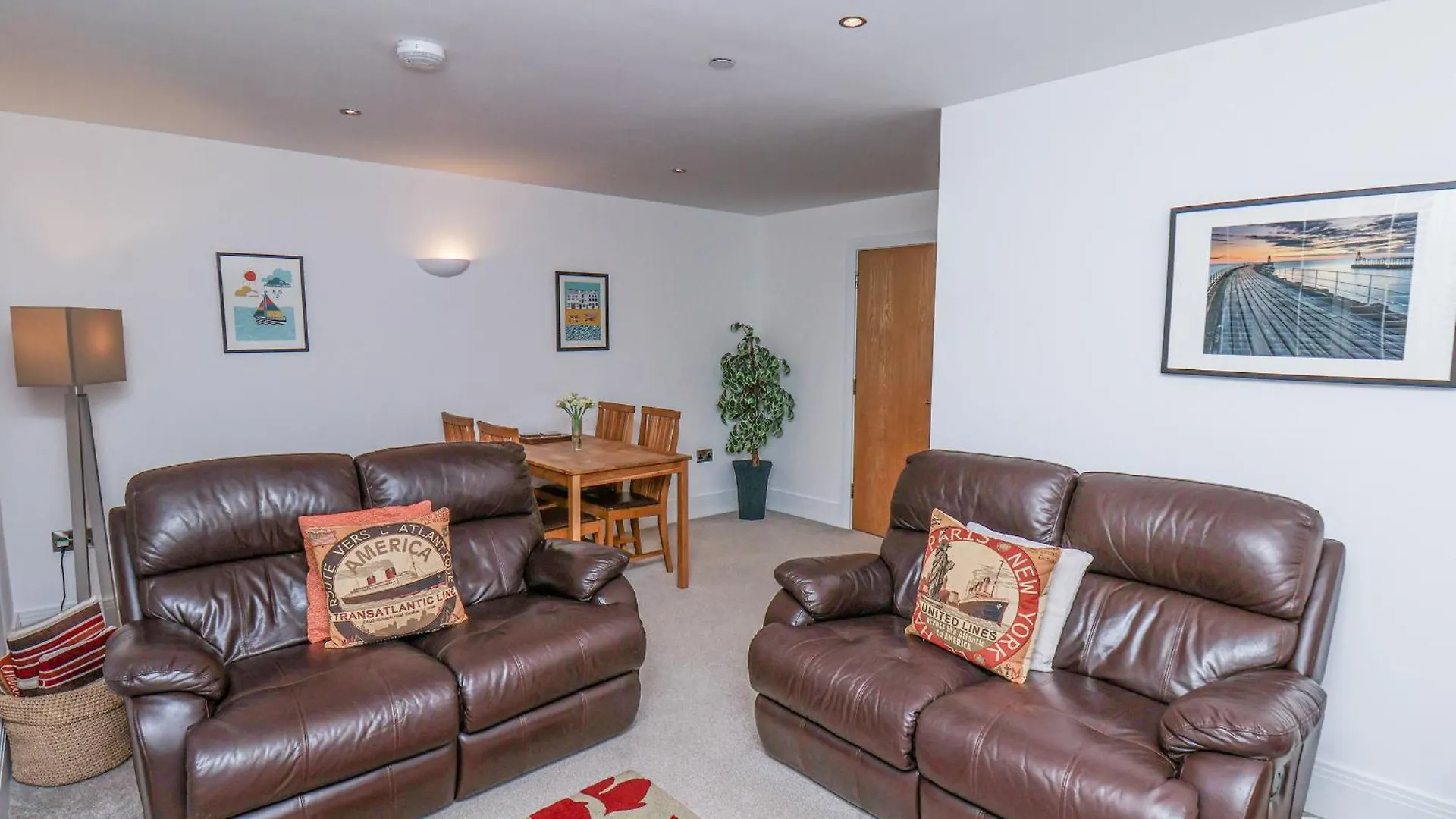 Apartment Above & Beyond Whitby