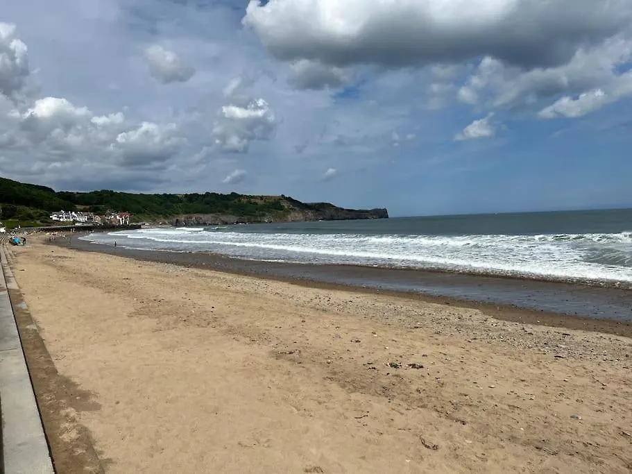 Sunshine Holiday home Whitby