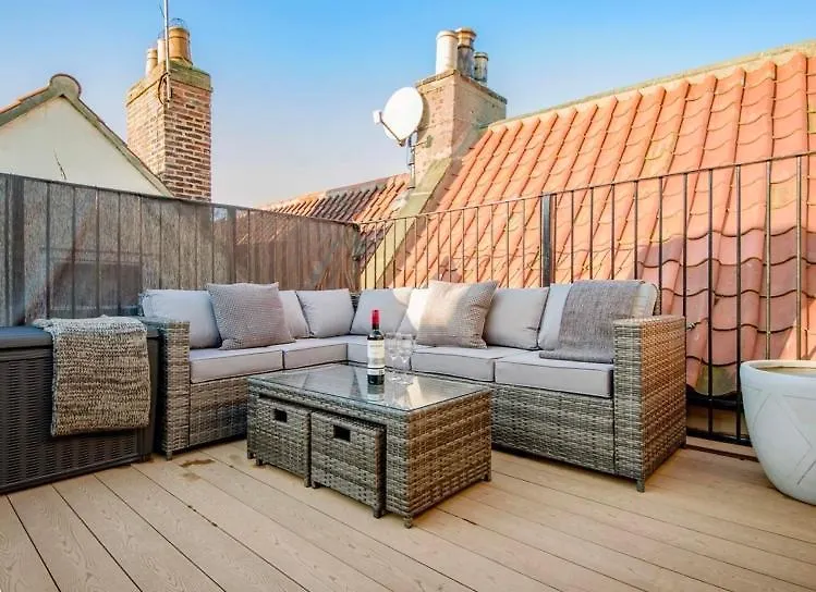 The Old Bakery - Luxury Three Bed House With Roof Terrace Holiday home