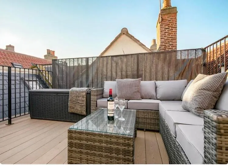 Holiday home The Old Bakery - Luxury Three Bed House With Roof Terrace Whitby