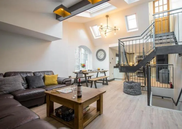 The Old Bakery - Luxury Three Bed House With Roof Terrace * Whitby