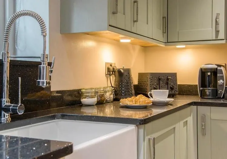 The Old Bakery - Luxury Three Bed House With Roof Terrace Holiday home