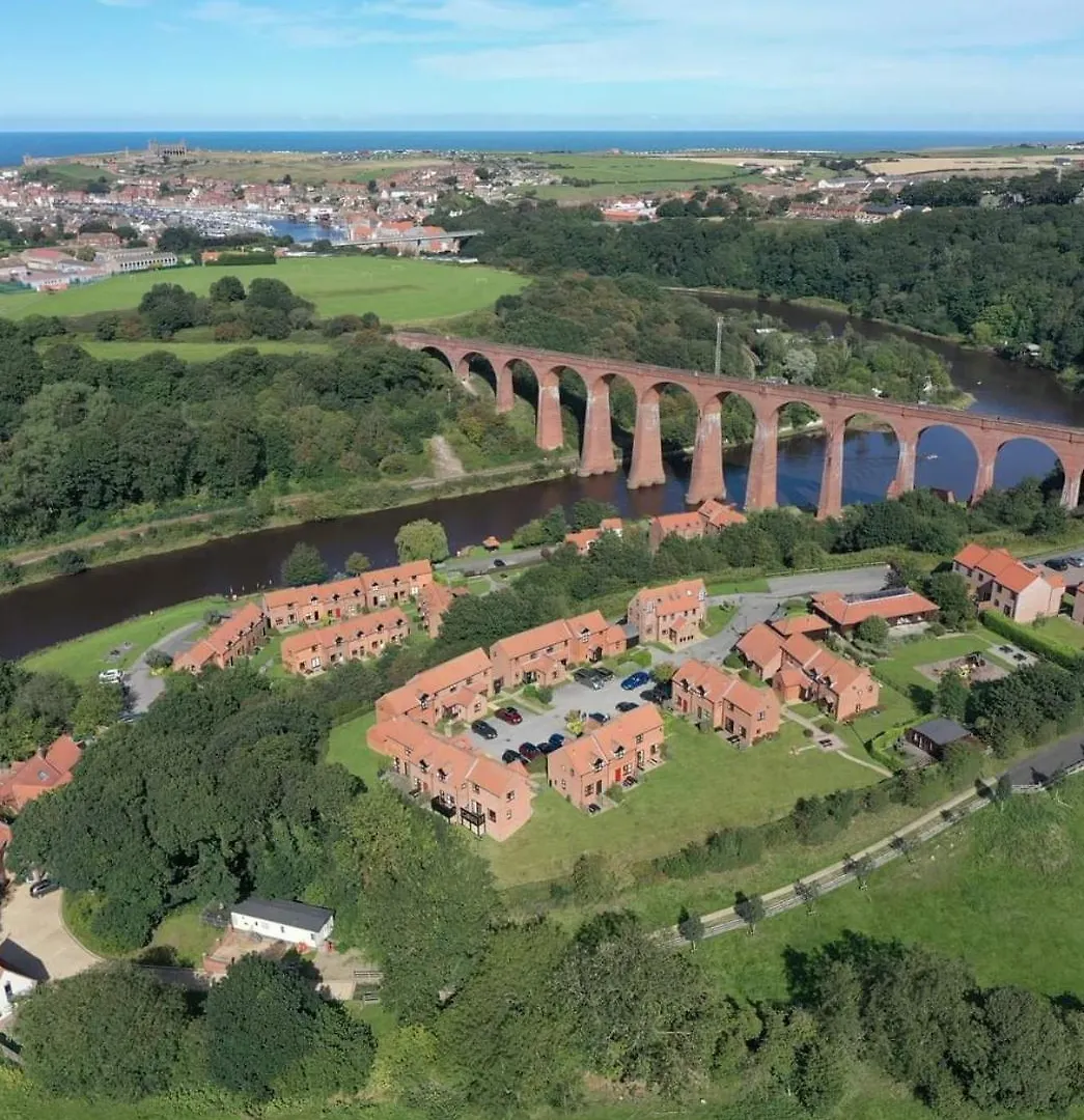 Holiday home Riverside - Overlooking The River Whitby