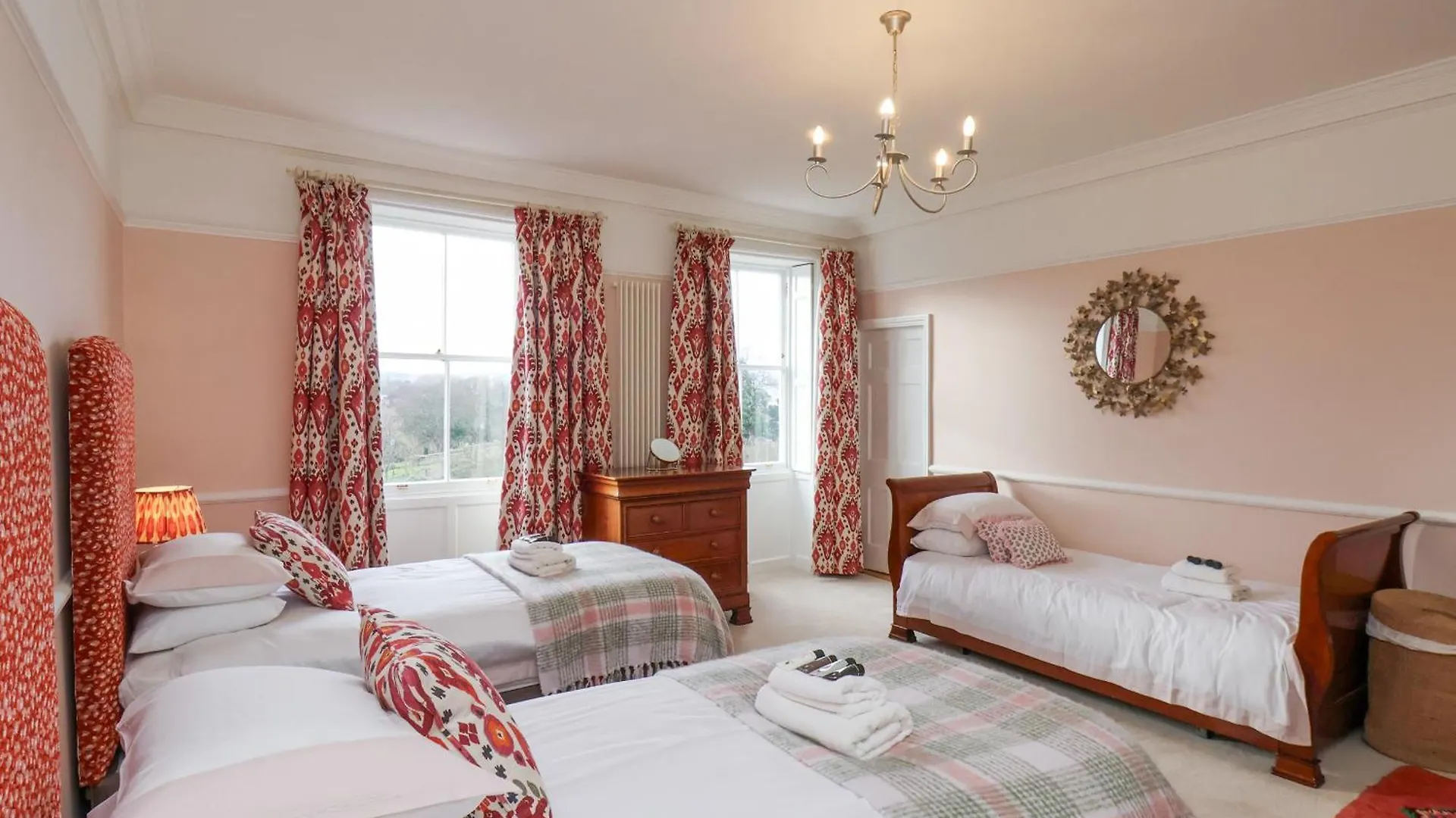 12 St Hilda's Holiday home