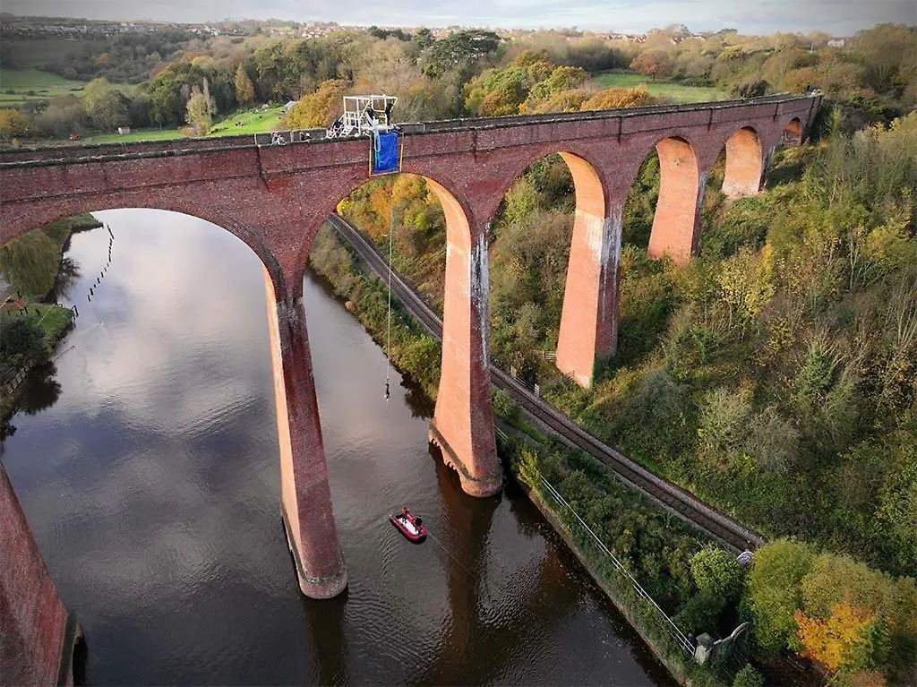 Holiday home Riverside - Overlooking The River *