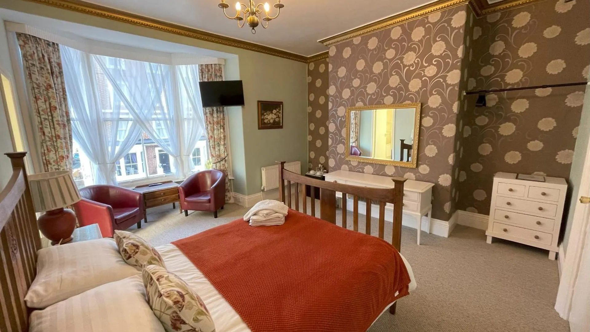 The Captain's Only Guest house 3*