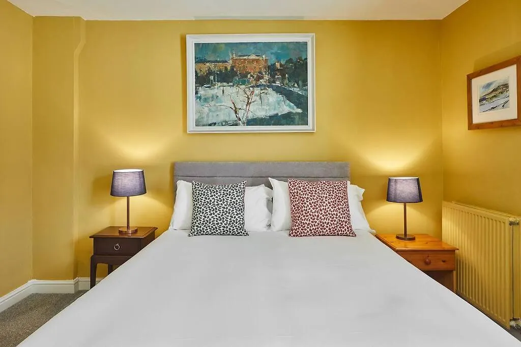 Casa vacanze Oswy Street, Whitby. Sleeps Up To 7 Guests