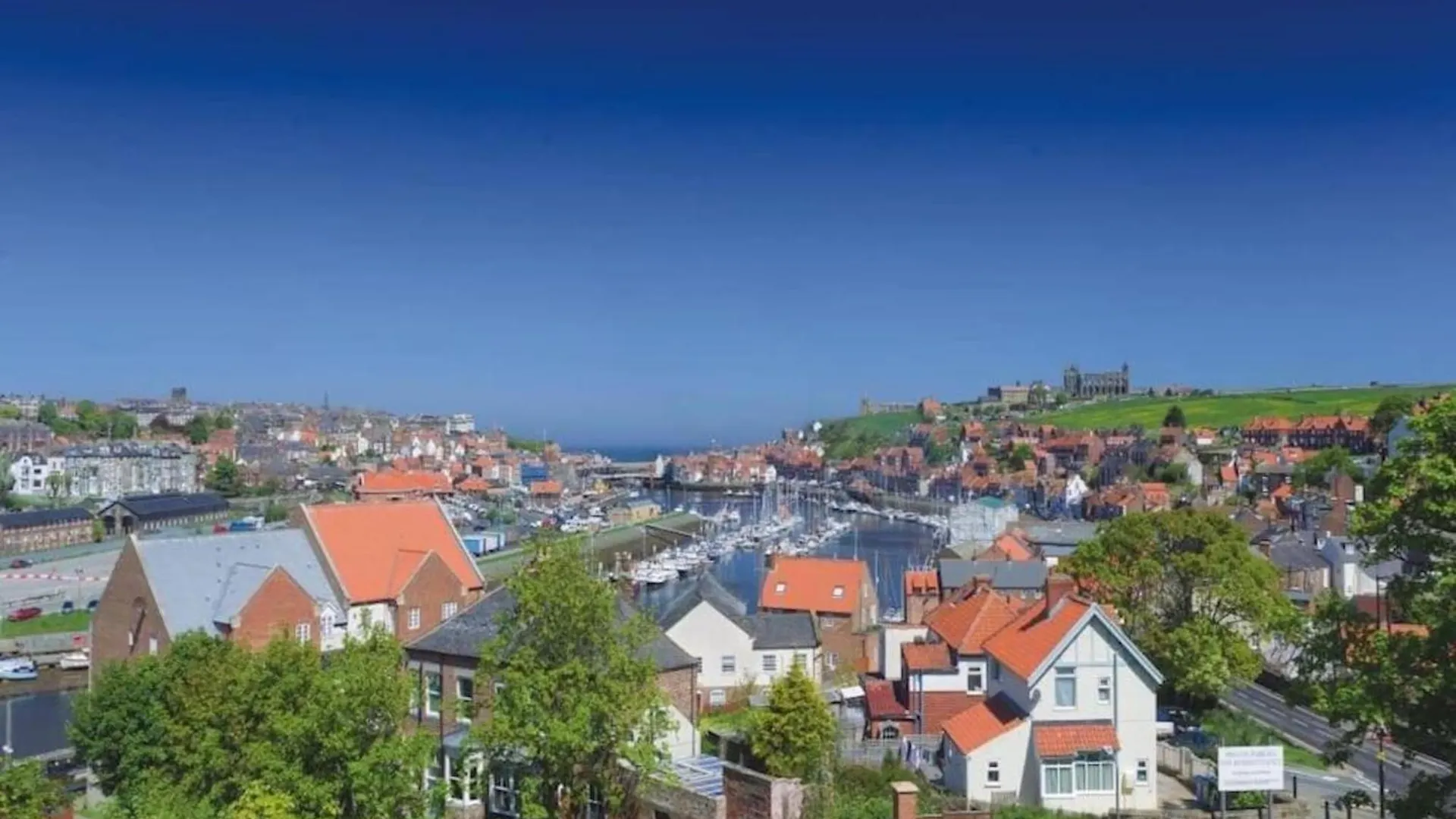 Exceptional Two-bedroom In With Parking And Stunning Views Apartment *