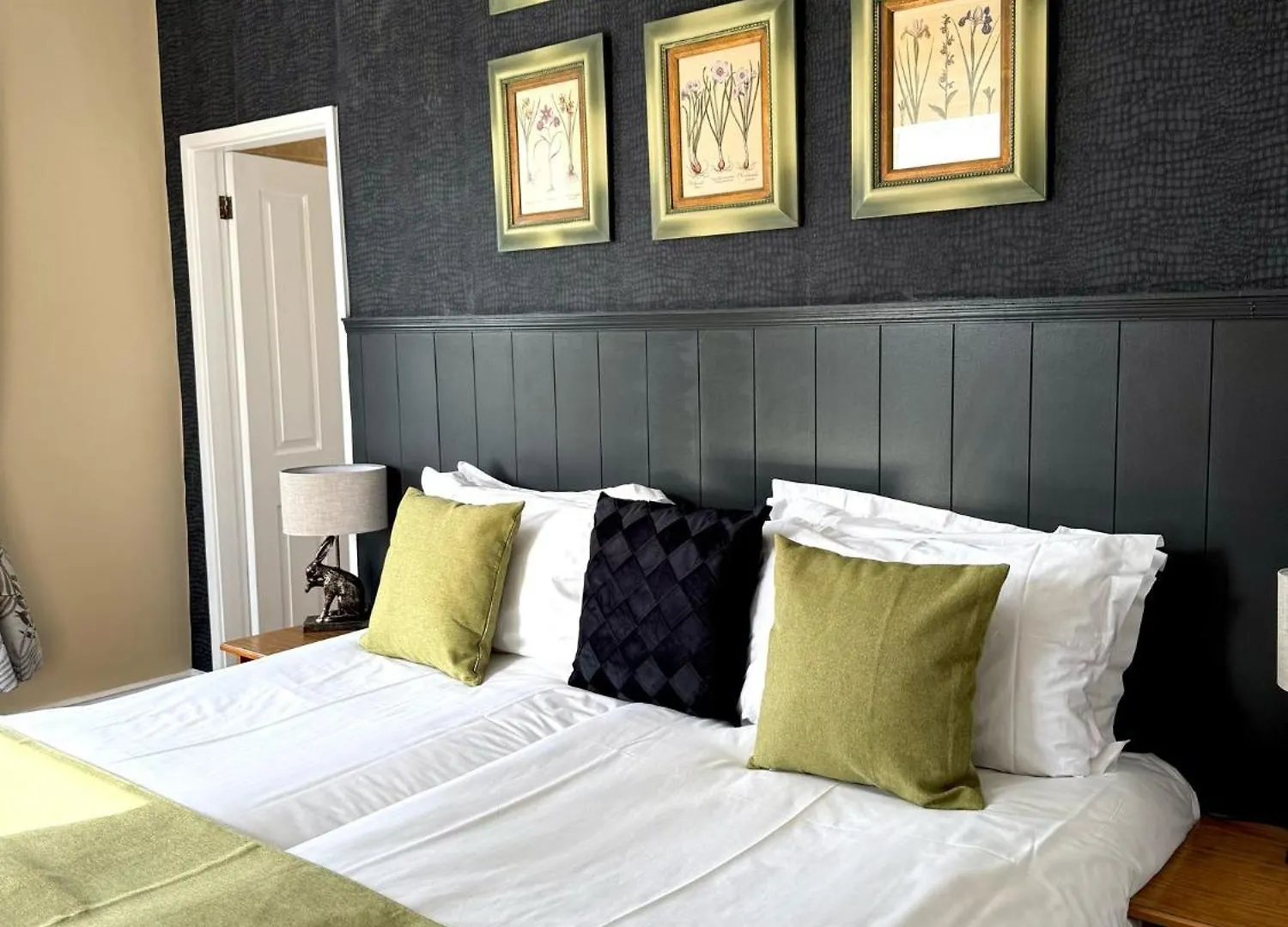 The White House - Locanda Whitby