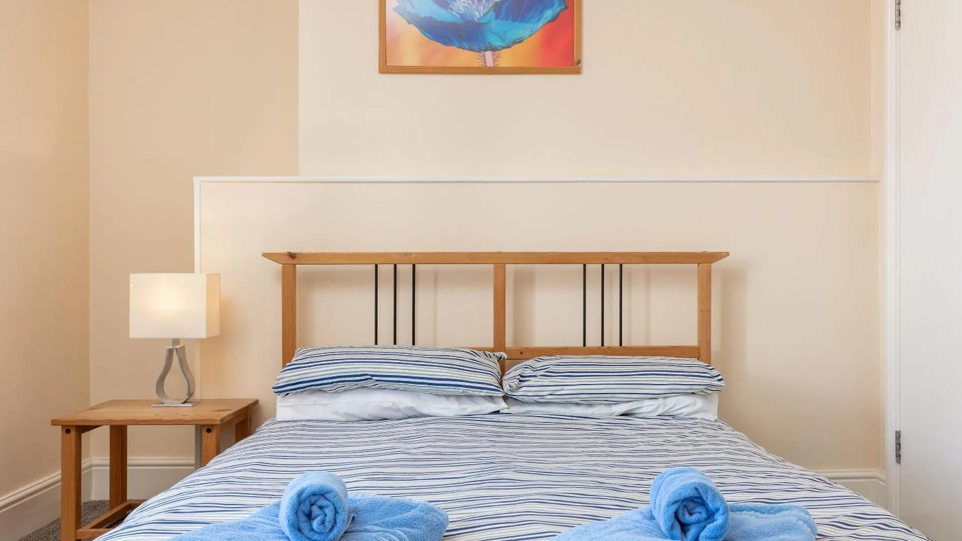 Abbey Terrace - Free Parking Apartament Whitby