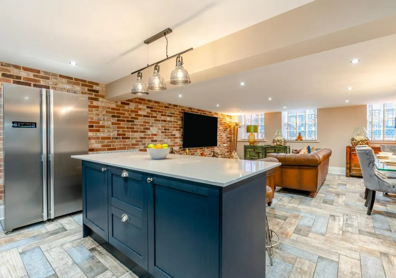 Apartment The Admirals - *