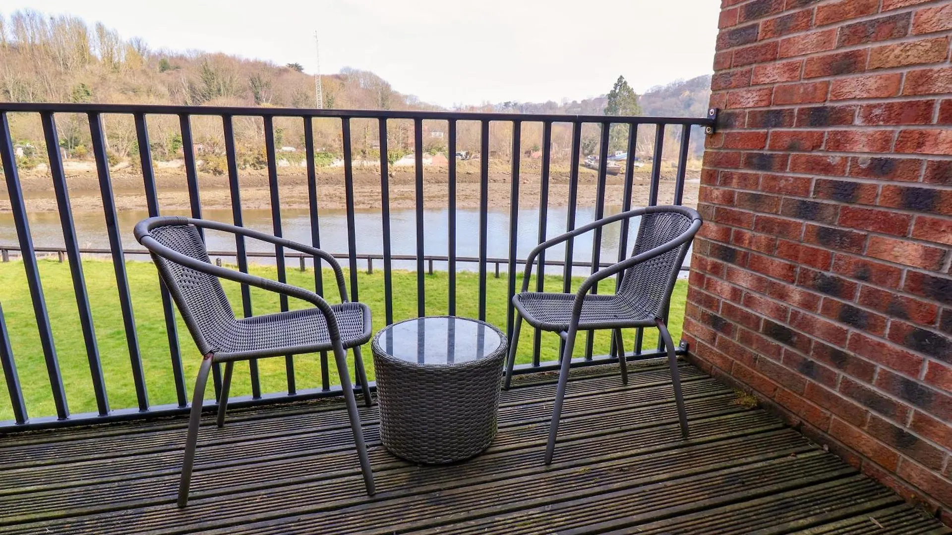 Holiday home No 18 Riverside Walk Kingfisher *