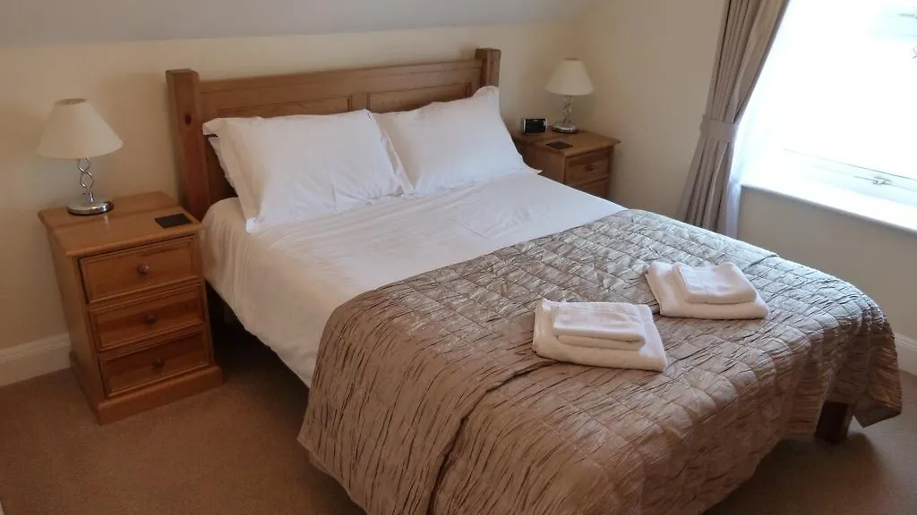 The Whalebone Arch Guest house 3*