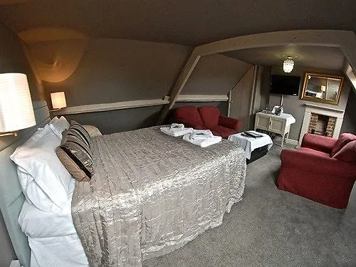 White Horse & Griffin Hotell 3*
