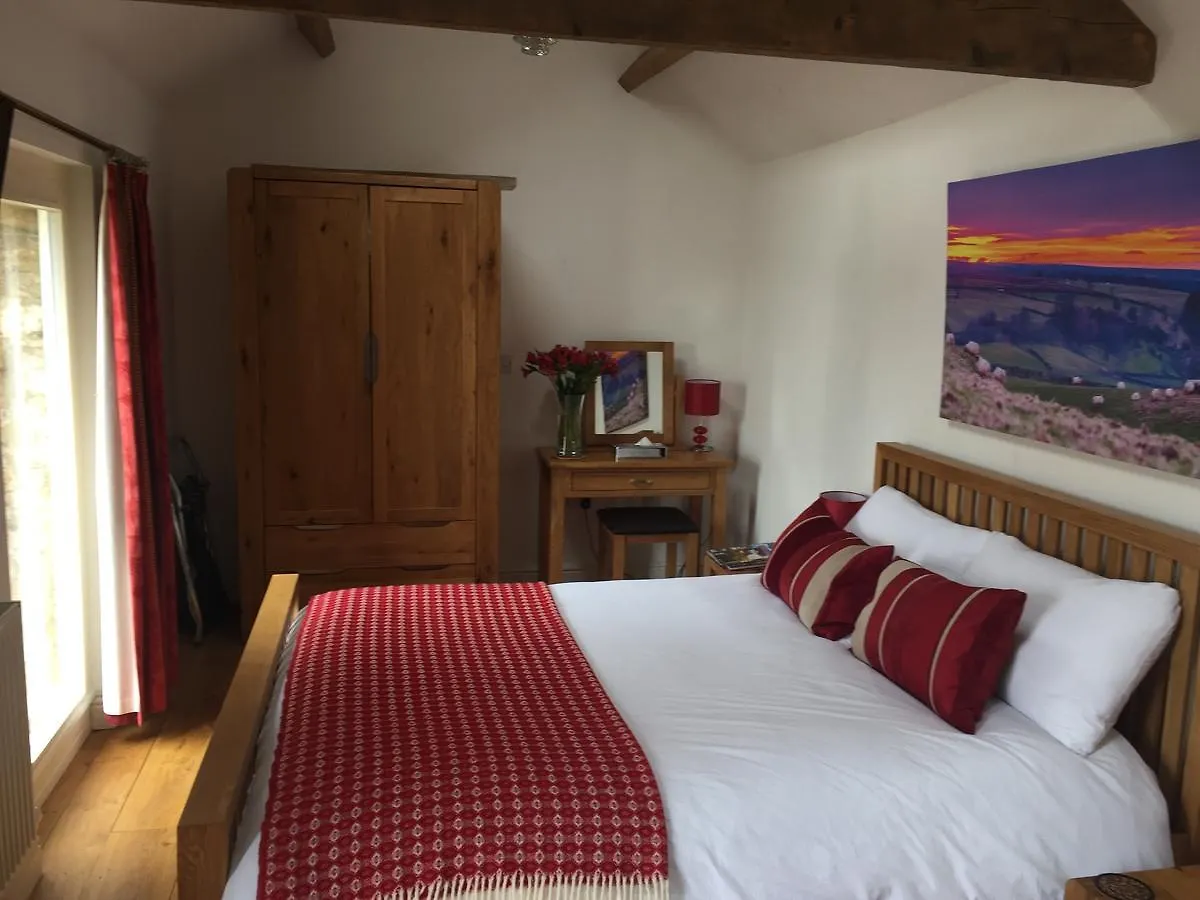 Folly Hall Farm 4*