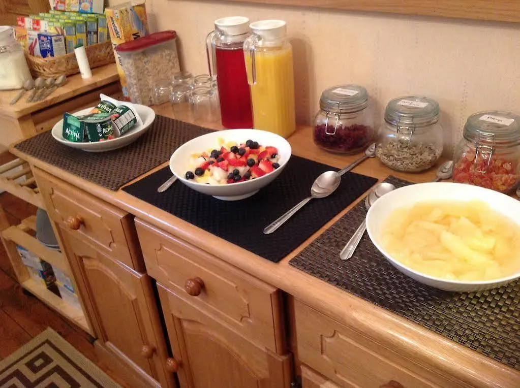 Bed & Breakfast Heathfield 4*